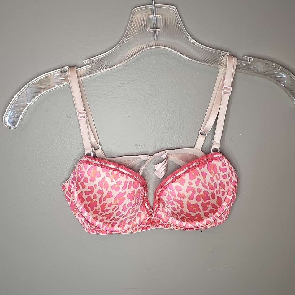 Victoria's Secret Pink Leopard Bra